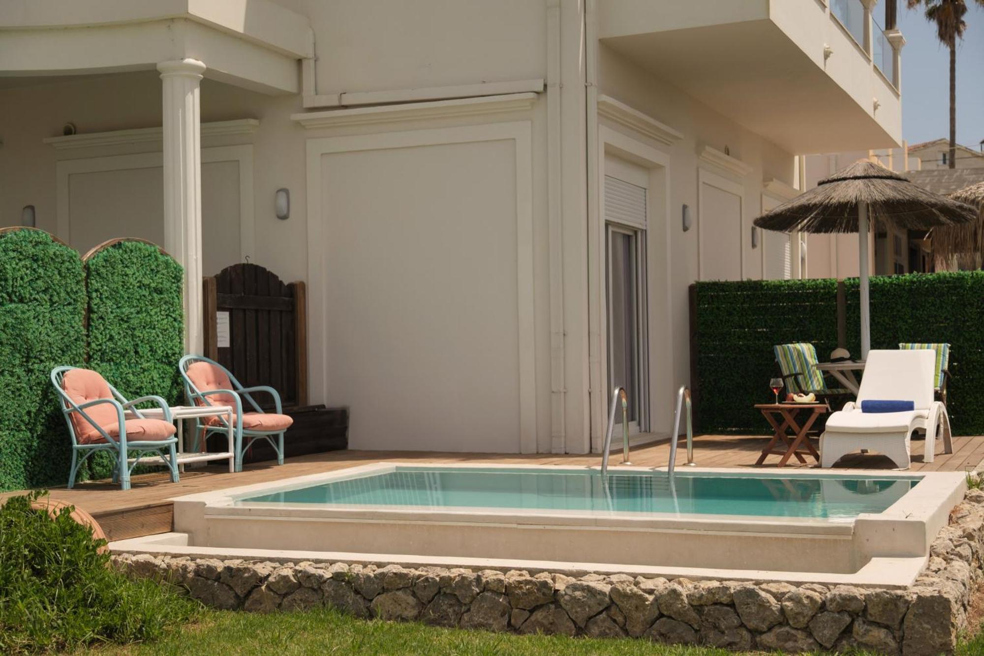 Margarita'S Luxury Suites Agios Stefanos Avliotes  Exterior foto