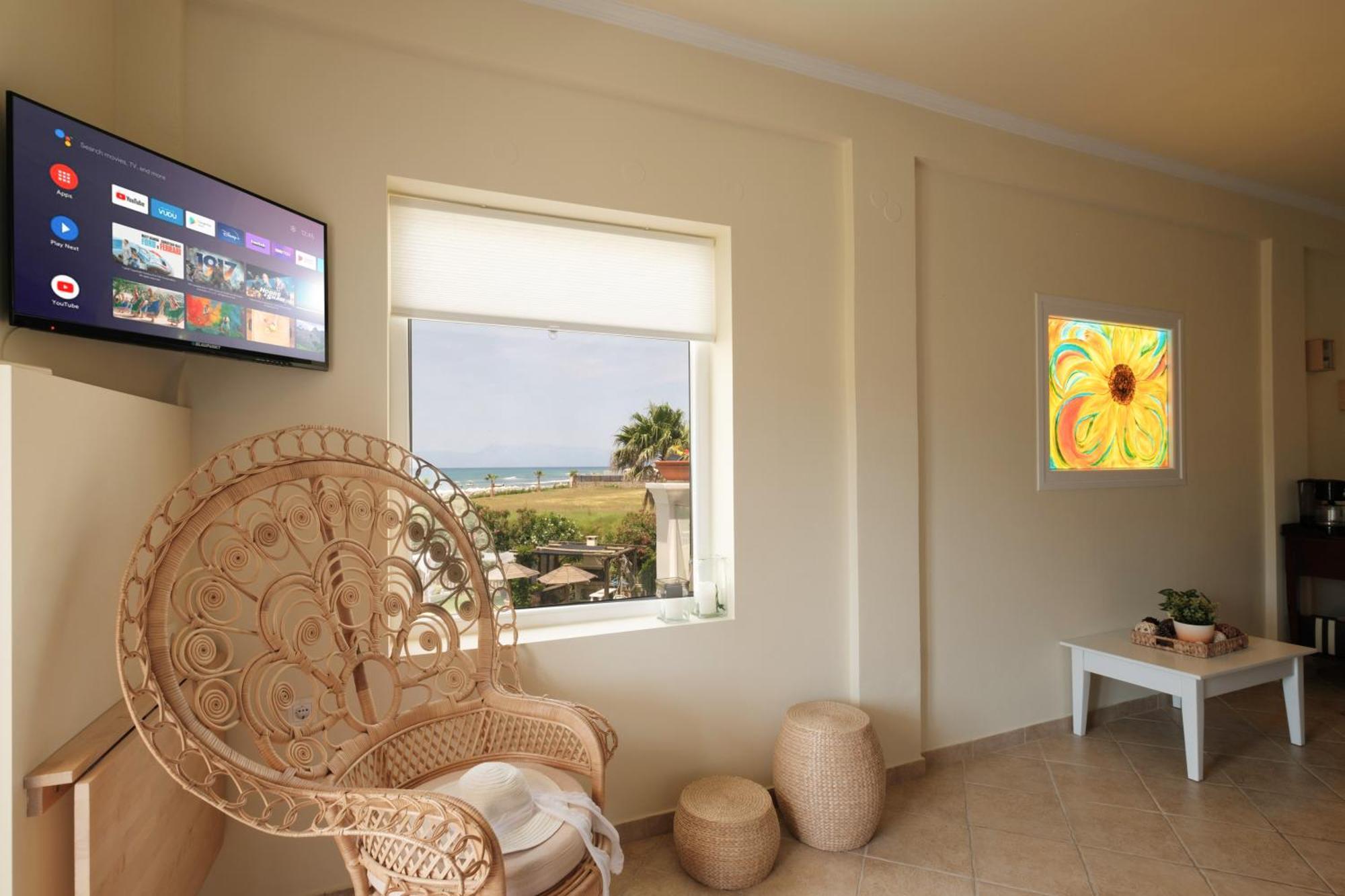 Margarita'S Luxury Suites Agios Stefanos Avliotes  Exterior foto