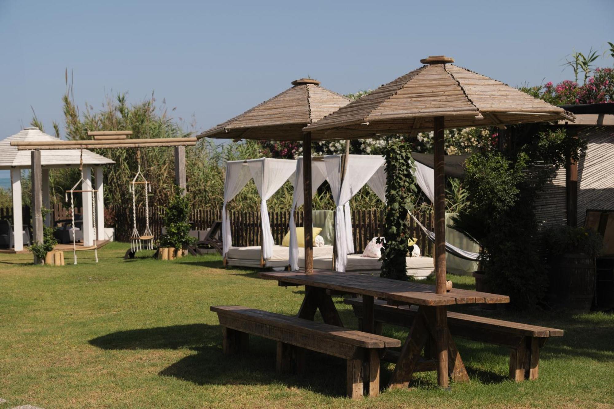 Margarita'S Luxury Suites Agios Stefanos Avliotes  Exterior foto